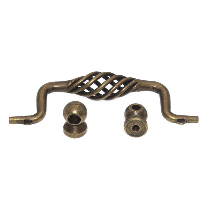 Ultra Hardware Designer's Edge Bail Pull 4" Ctr Antique Brass 59722