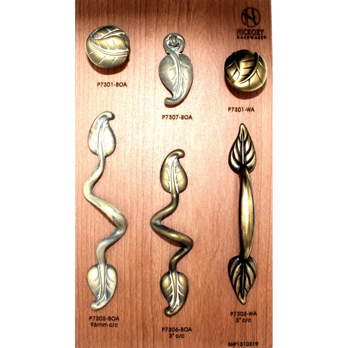 Hickory Hardware Touch of Spring Windsor Antique 1 1/4" Leaf Cabinet Knob