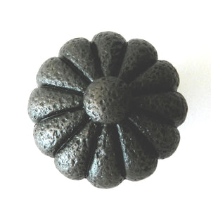 Ancient Treasures Rustic Hammered Floral Oil Rubbed Bronze 1 1/2" Pull Knob C011ORB, 20 Pack