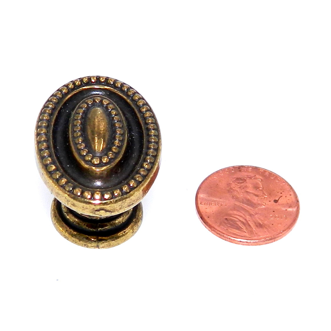Belwith Manor House Lancaster Hand Polished Brass 1 1/4" Oval Cabinet Knob 